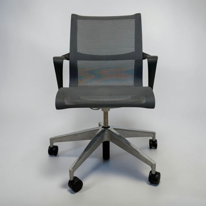 Second Hand Herman Miller Setu Chair | AOF