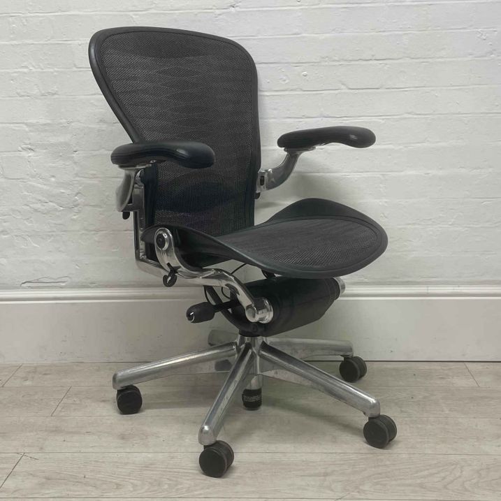 Herman miller aeron museum of modern art deals
