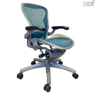 Second Hand Herman Miller Aeron Chair - Green Mesh
