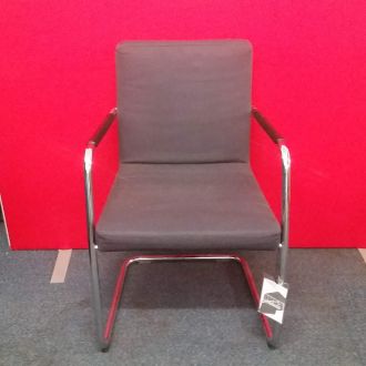 Used Bene Dexter Grey Fabric Meeting Chair
