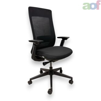 Yaasa Mesh Office Chair