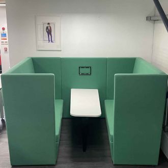 Second Hand Green Meeting Booth