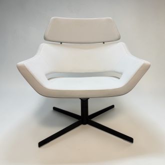 Used Hitch Mylius White Leather Armchair - Front