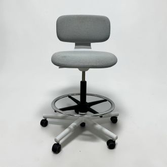 Second Hand Vitra Rookie Draughtsman Chair - Front