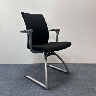 Used HÅG Meeting Chair