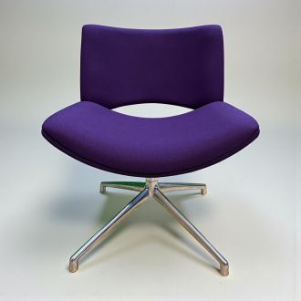 Used Boss Design Visitor Chair