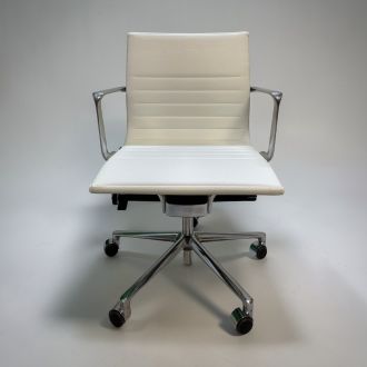 Used ICF Ribbed Back Meeting Chair - Front