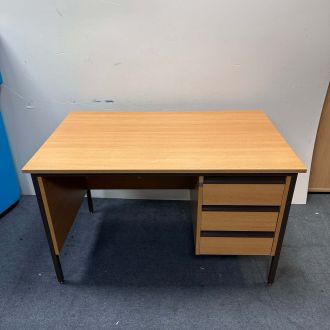 Used Budget Desk & Fixed 3 Drawer Pedestal