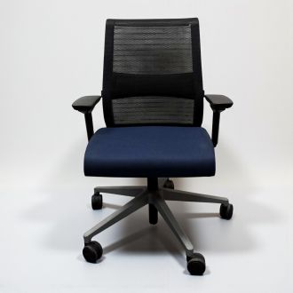 Second Hand Steelcase Think Task Chair - Blue Seat - Front
