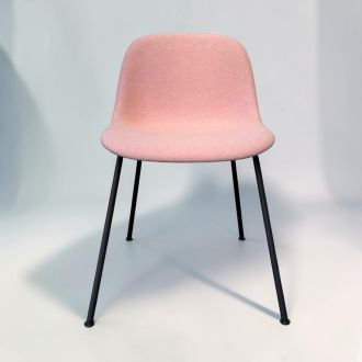 Second Hand Muuto Visitor Chair – Pink - Front