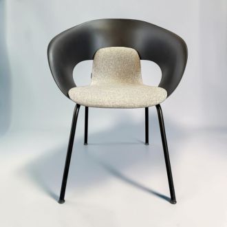 Second Hand Skandiform Stackable Visitor Chair – Grey & Black - Front