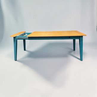 Extendable Oak Dining Table