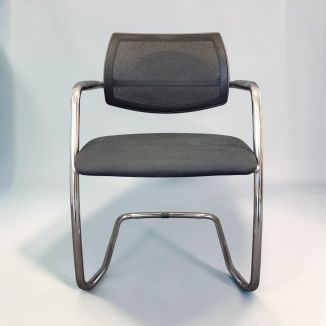 Second Hand Moventi Mesh Back Meeting Chair - Front