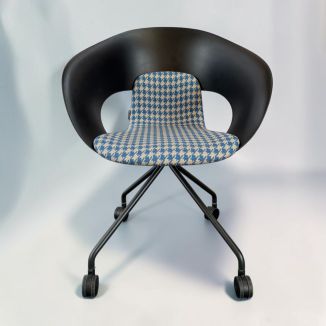 Second Hand Skandiform Meeting Chair – Blue Patterned Fabric & Black - Front