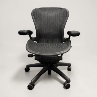 Second Hand Herman Miller Aeron Office Chair - Two Levers - Front