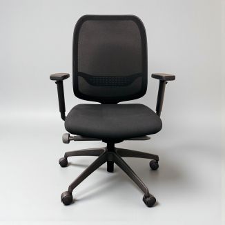 Second Hand Boss Design Office Chair - Front
