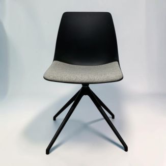 Used Boss Design Visitor Chair
